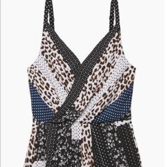 🎉SALE HP🎉Cabi Crossover Cami - Picture 4 of 7